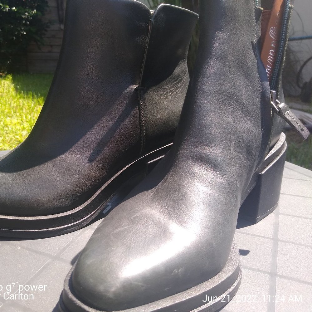 green leather ankle boots NEW